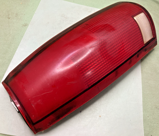 Genuine GM 16506350 Tail Light