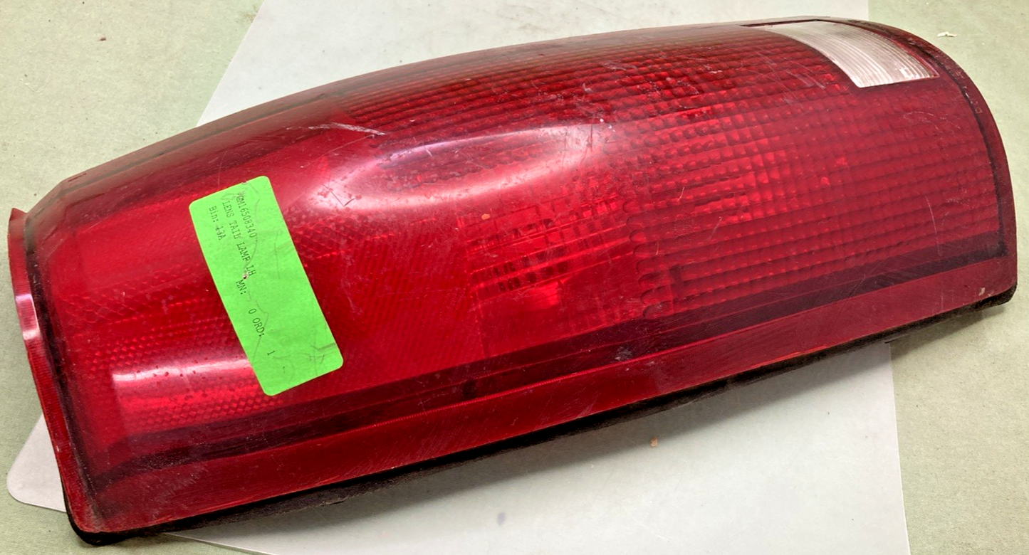 Genuine GM 16506349 Left Tail Light