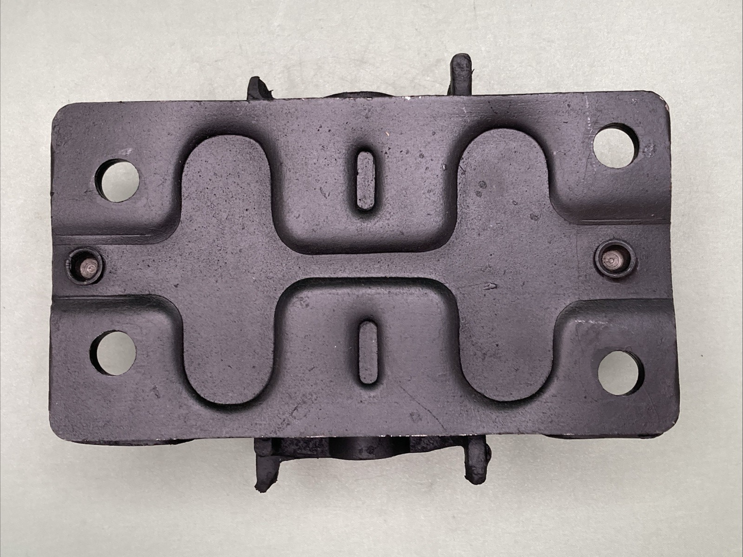 New Genuine CarQuest 31-2361 Front Engine Mount