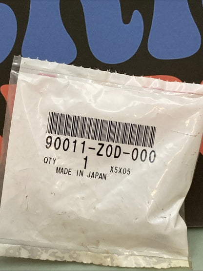New Genuine Honda 90011-Z0D-000 Bolt