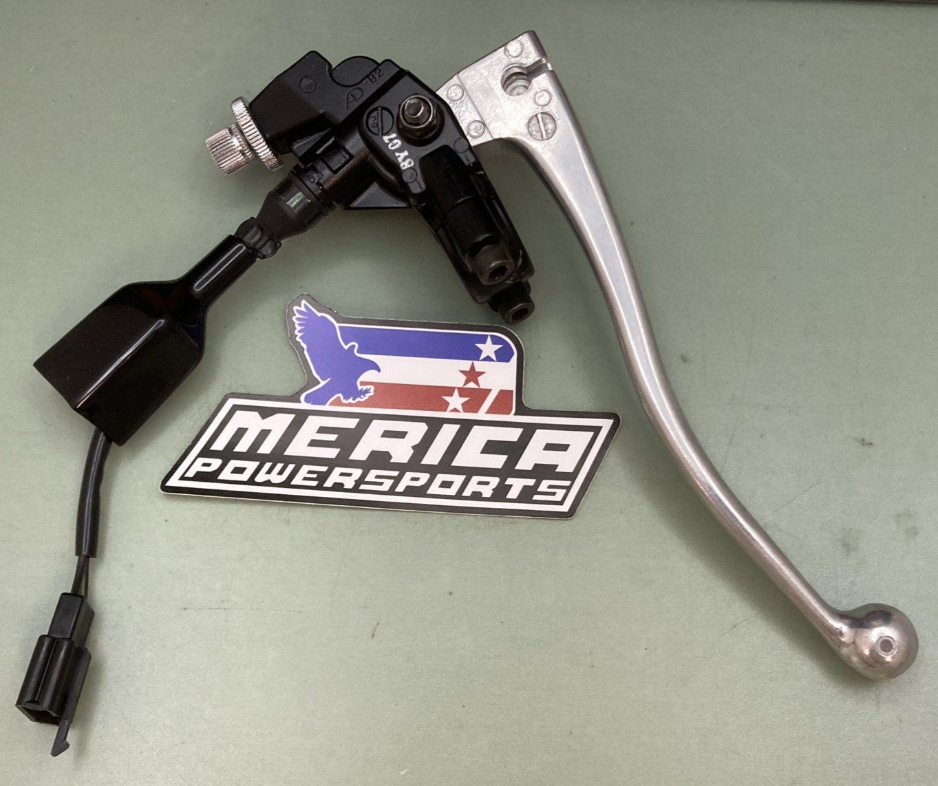 New Replaces Triumph T2046503 Lever, Clutch, Assembly