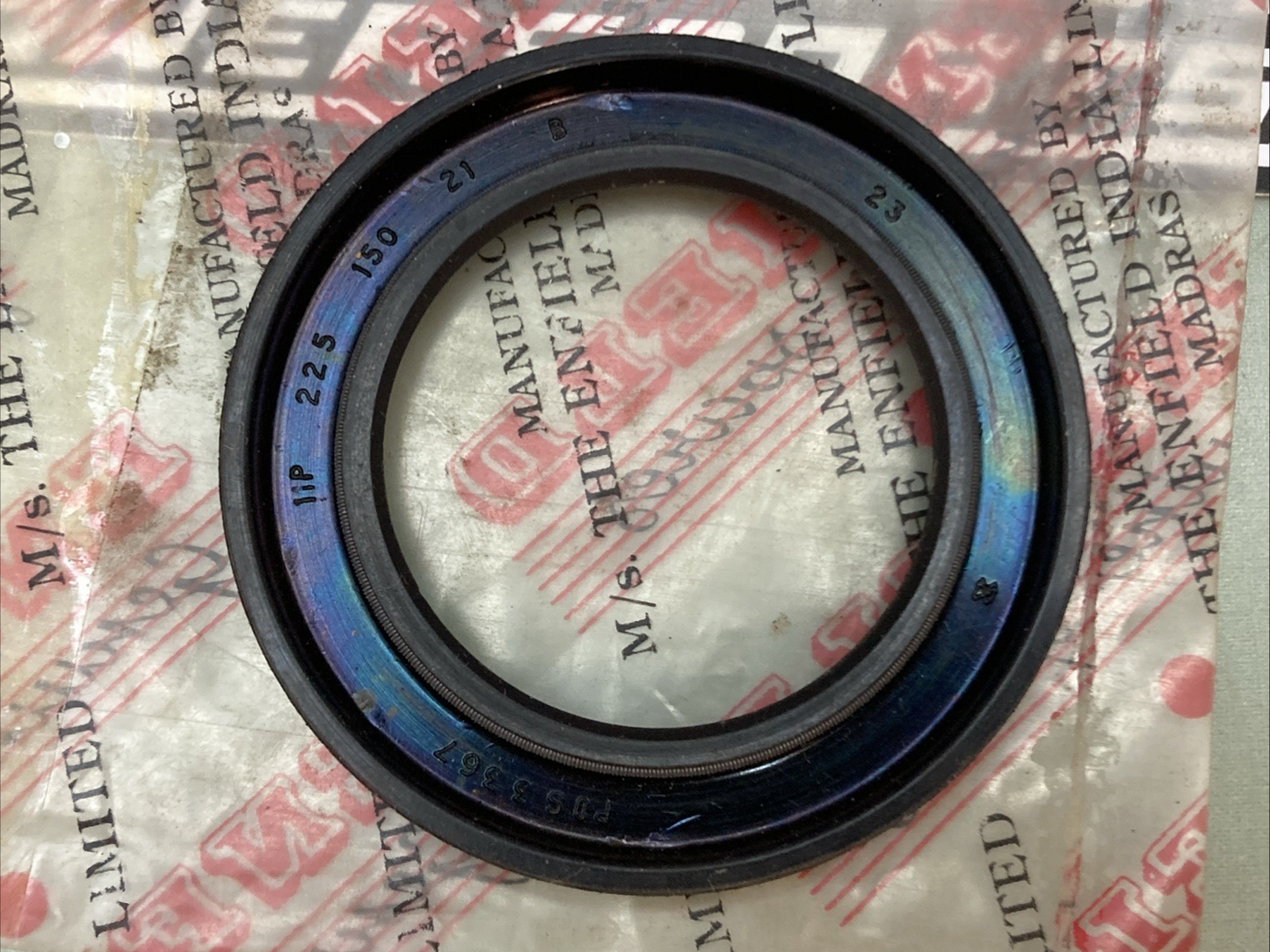 New Genuine Royal Enfield 110262 GEARBOX MAIN SHAFT OIL SEAL