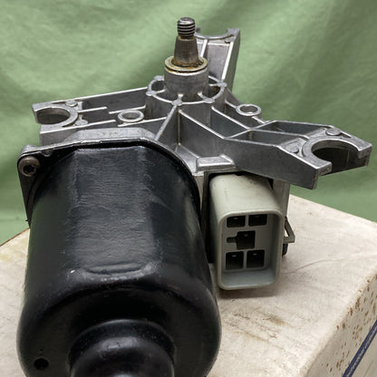 New Genuine Alcardone 40-169 Windshield Motor