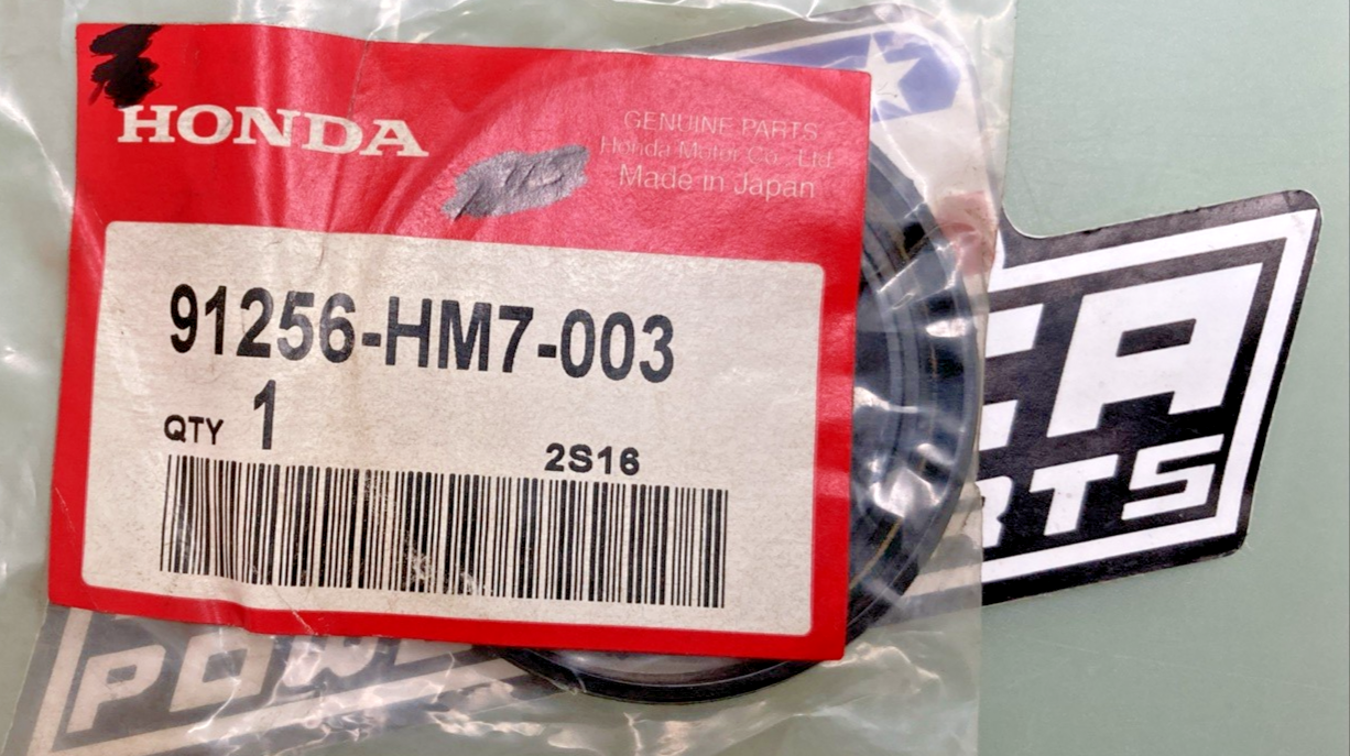 New Genuine Honda 91256-HM7-003 Dust Seal (38X55x6)