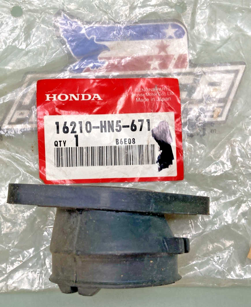 New Genuine Honda 16210-HN5-671  Insulator, Carb