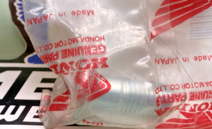 QTY 2 New Genuine Honda 90114-HA2-670 Bolt (10Mm), Replaces: 90114-HM3-A60