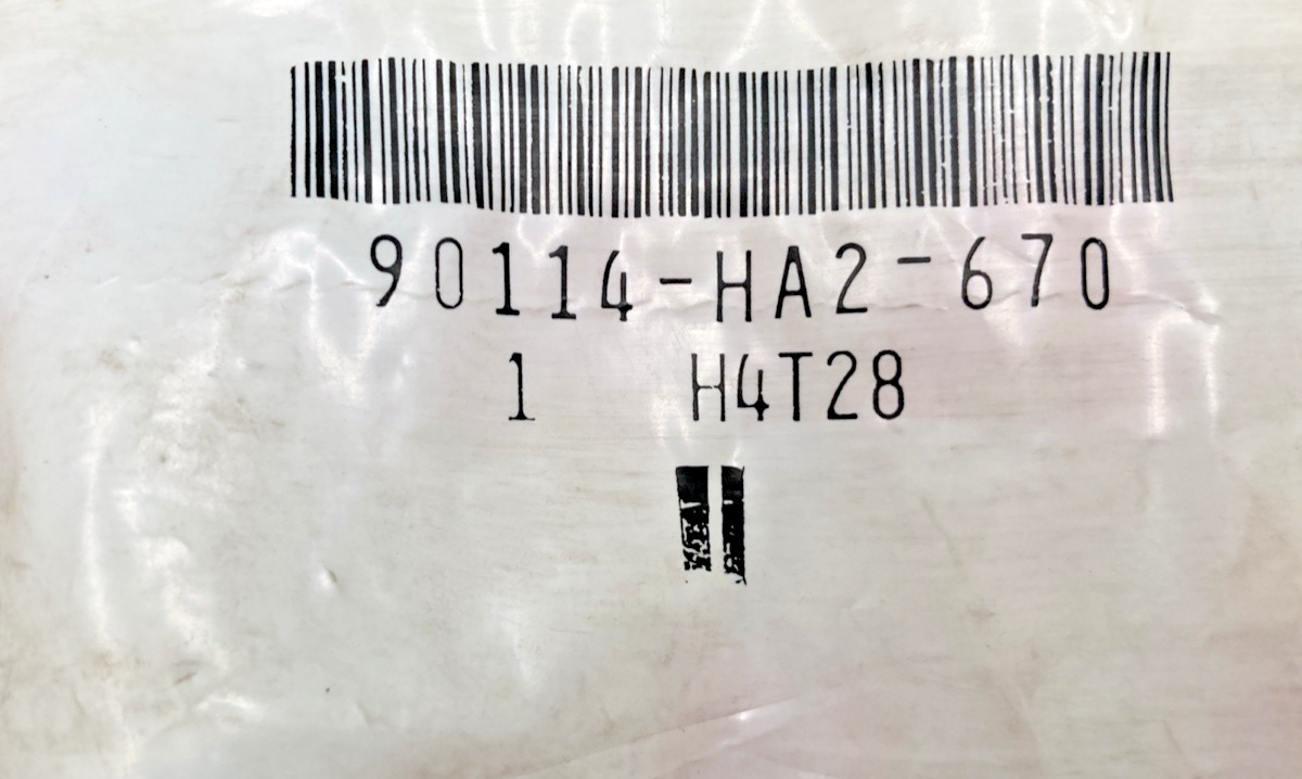 QTY 2 New Genuine Honda 90114-HA2-670 Bolt (10Mm), Replaces: 90114-HM3-A60
