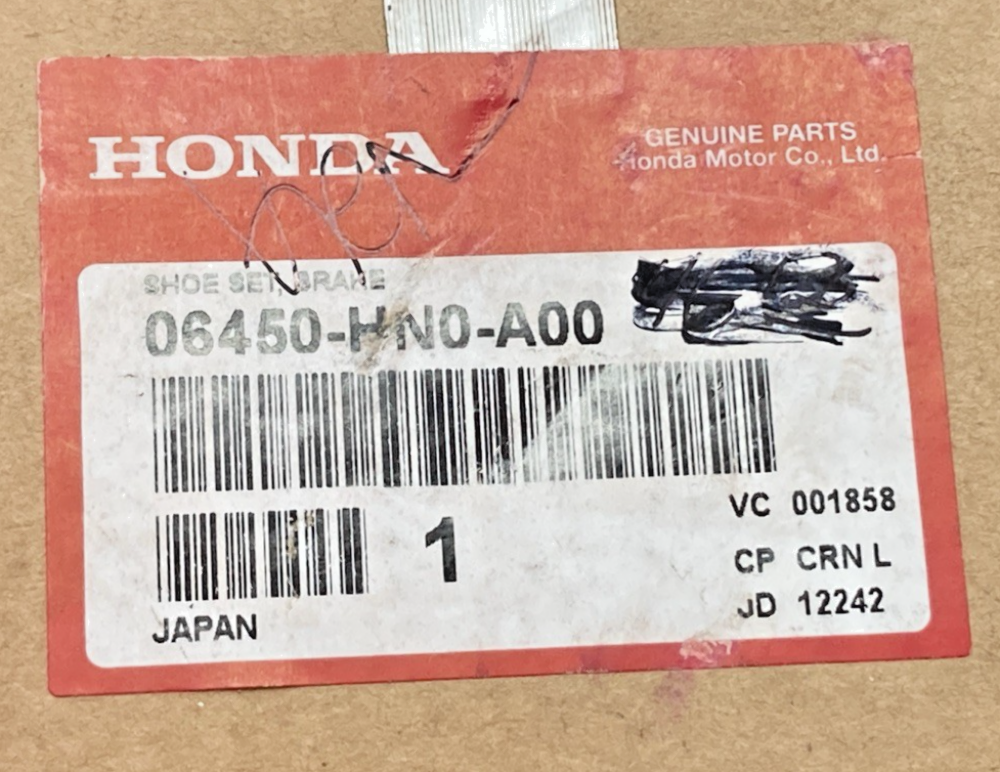 New Genuine Honda 06450-HN0-A00 Brake Shoe Set