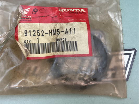 New Genuine Honda 91252-HM5-A11 Dust Seal (42X58x8)
