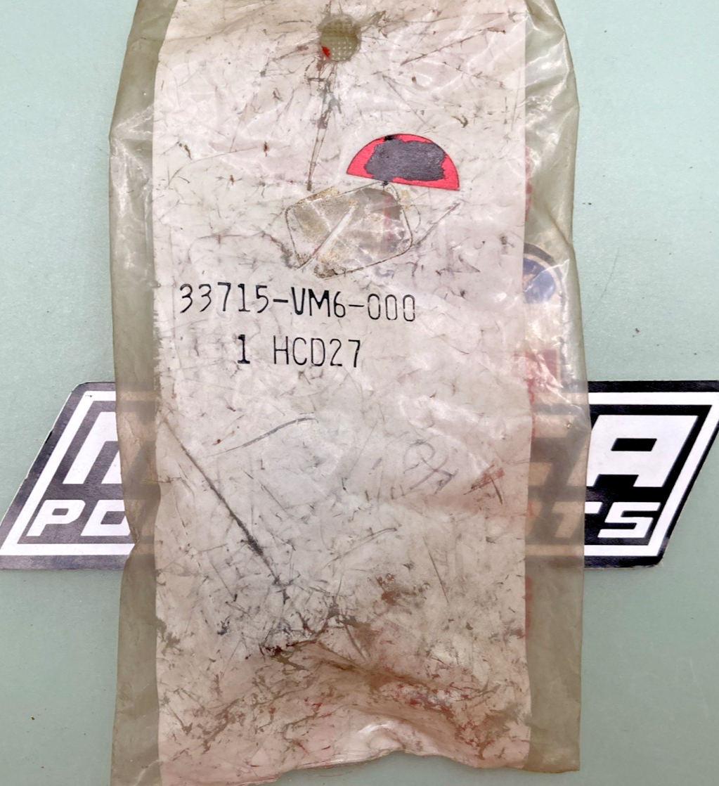 New Genuine Honda 33715-VM6-000 Rubber