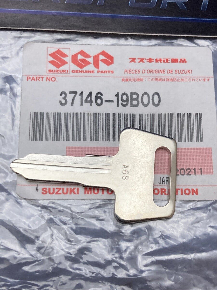 NEW GENUINE SUZUKI 37146-19B00 BLANK KEY