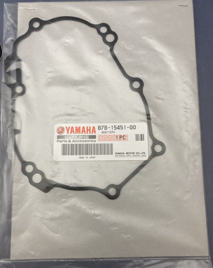 NEW GENUINE YAMAHA B7B-15451-00 STATOR COVER GASKET