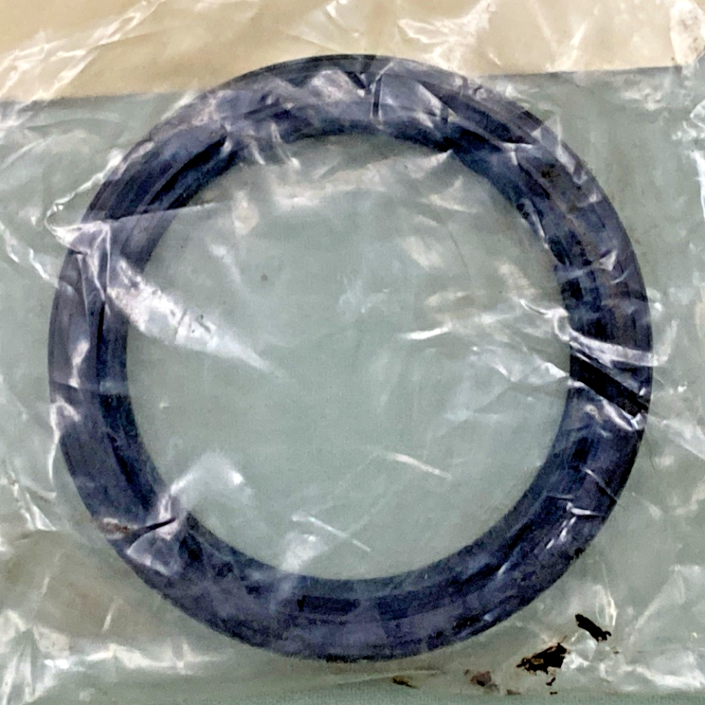 New Genuine J&M FS110 Oil Seal 42x54x7, 609-1385