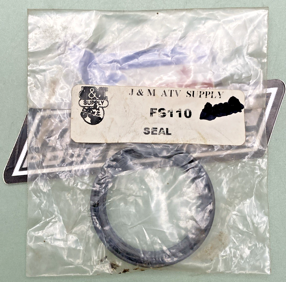 New Genuine J&M FS110 Oil Seal 42x54x7, 609-1385