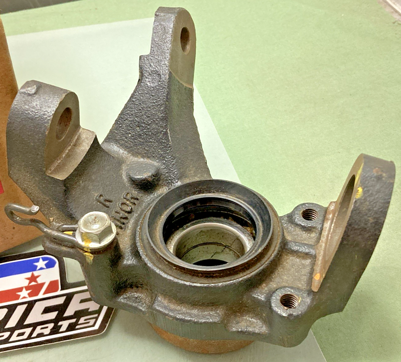 New Genuine Honda 51250-HN0-A00 Knuckle Assembly LH