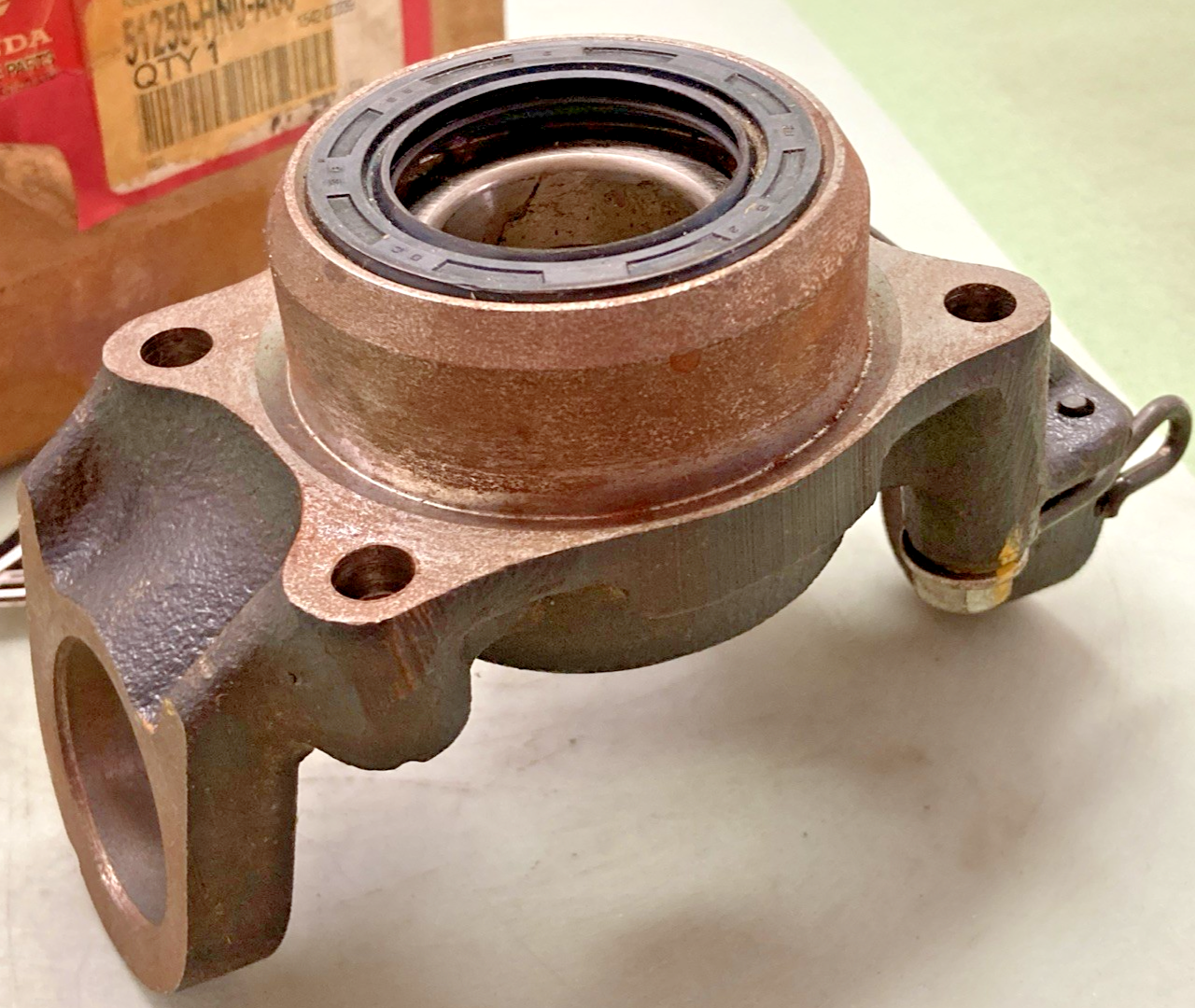 New Genuine Honda 51250-HN0-A00 Knuckle Assembly LH