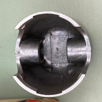 New Genuine Yamaha 278-11636-00 Piston