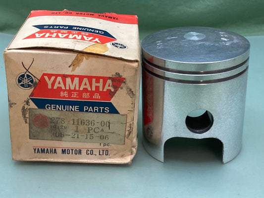 New Genuine Yamaha 278-11636-00 Piston