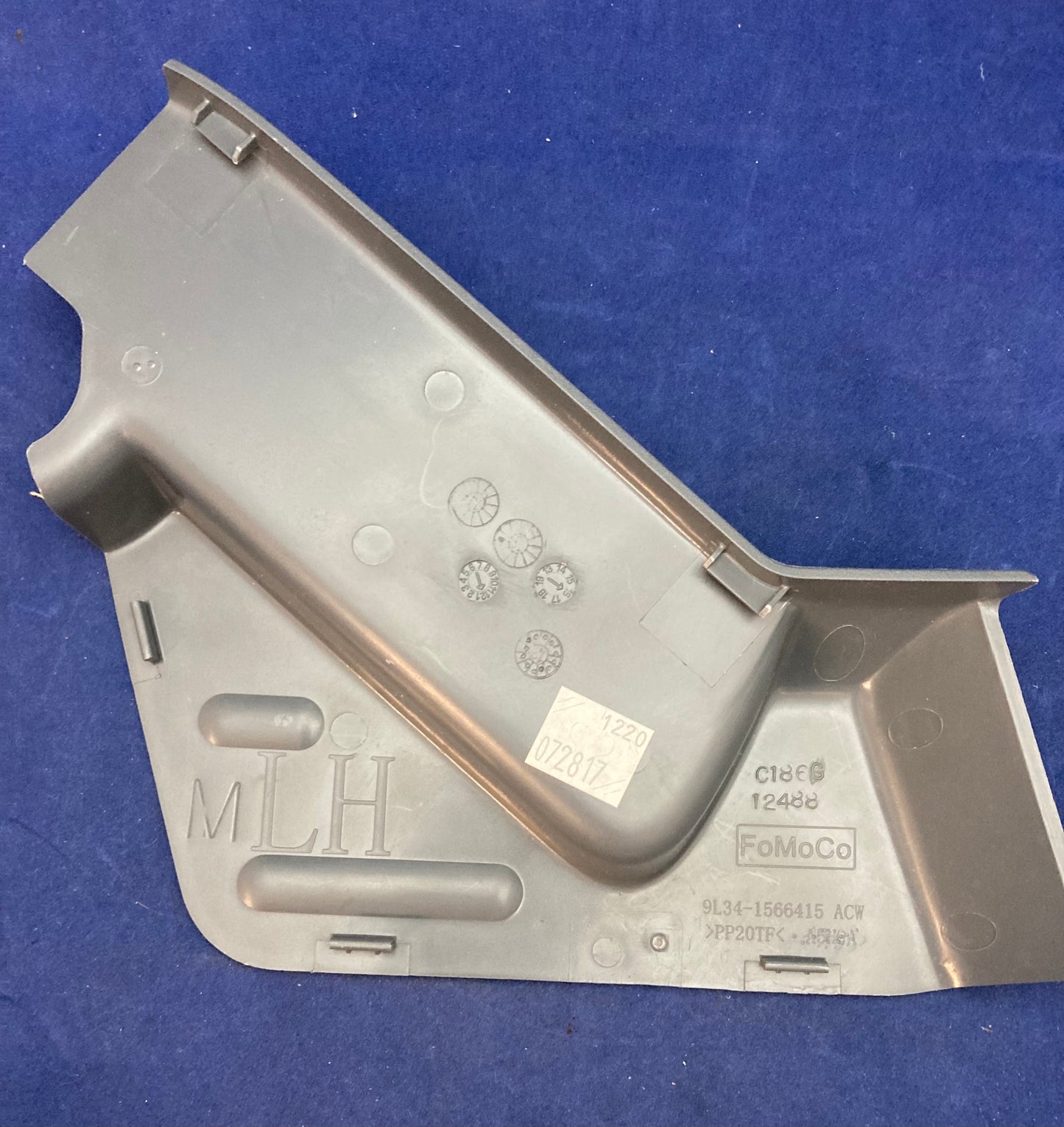 NEW GENUINE FORD BL3Z-1561693-AB Front LH Driver Seat Side Trim Panel Cover