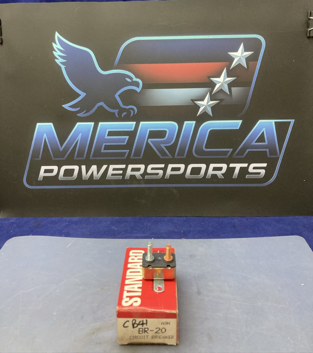 QTY 2 NEW GENUINE STANDARD BR-20 CIRCUIT BREAKER