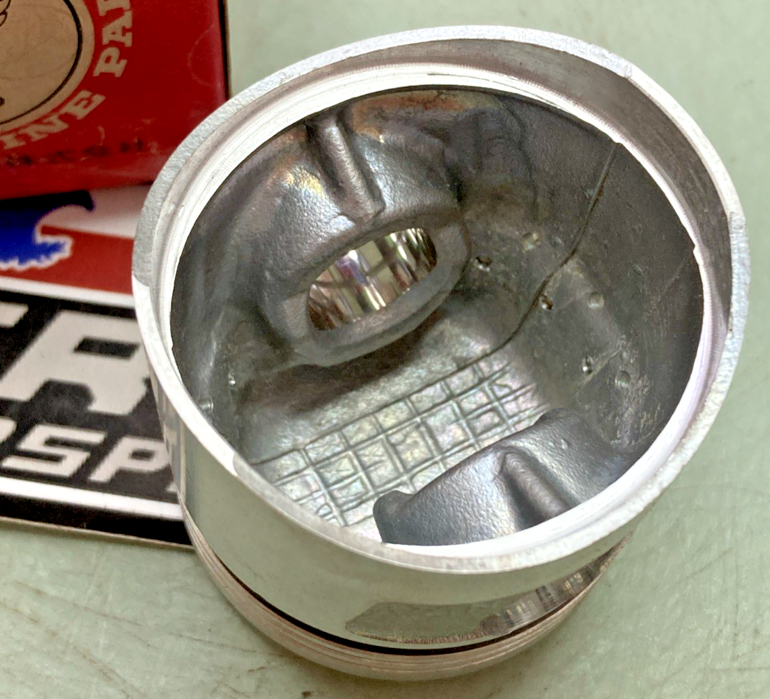 New Genuine Honda 13101-943-010 Piston