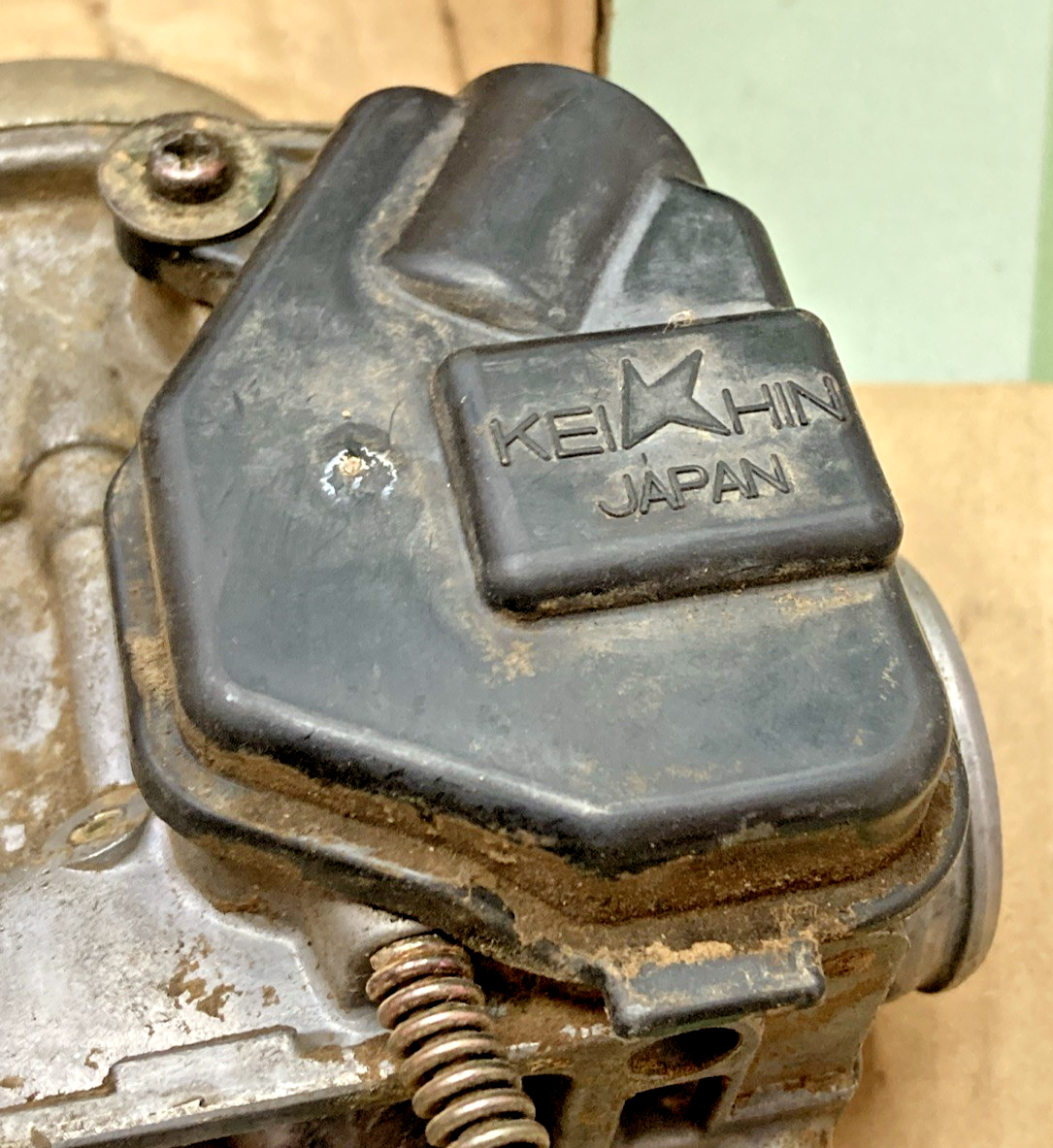 Genuine Honda 16100-HM7-L02 Carburetor