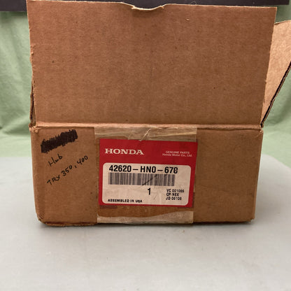 New Genuine Honda 42620-HN0-670 Hub