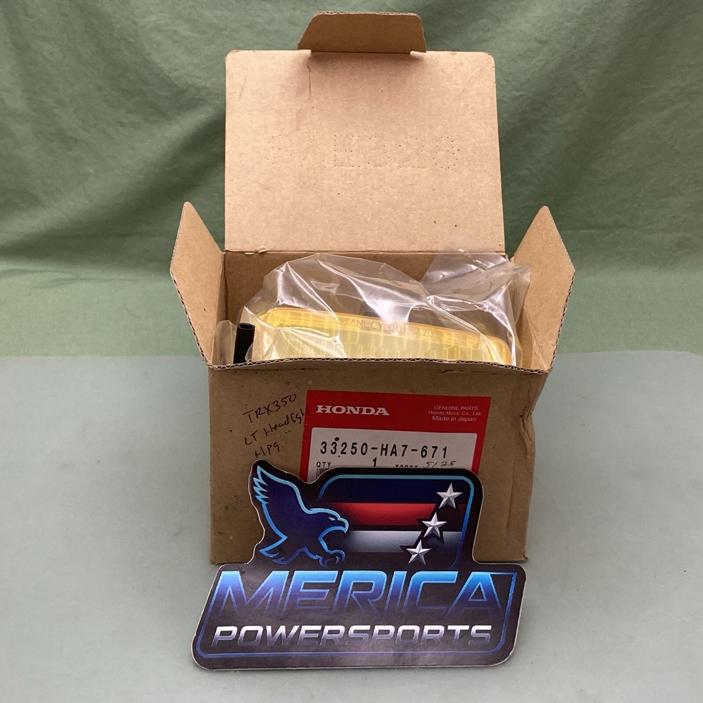 New Genuine Honda 33250-HA7-671 Left Light