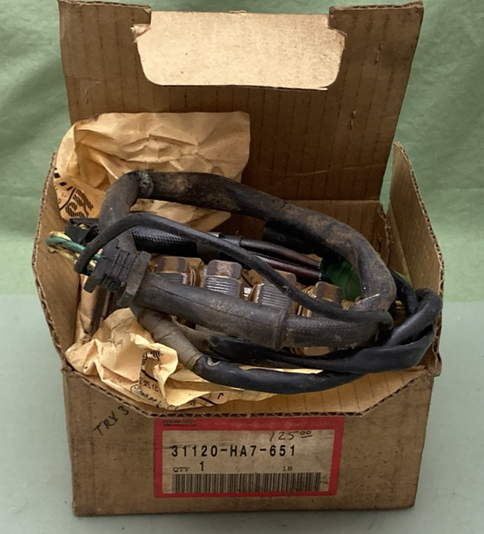 New Genuine Honda 31120-HA7-651 Stator
