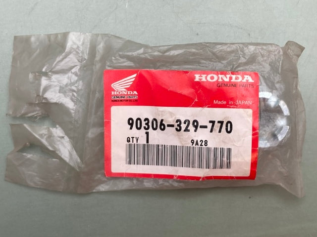 Honda 90306-329-770 WHEEL AXLE NUT New Genuine