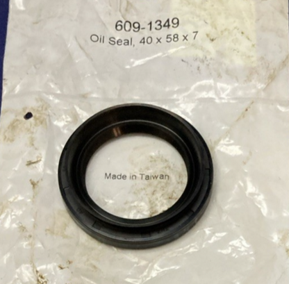 NEW GENUINE N2 609-1349 SEAL KNUCKLE INNER OR UPPER OEM MD7