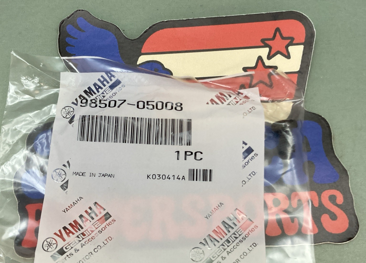 New Genuine Yamaha 98507-05008 Screw, Pan, Head