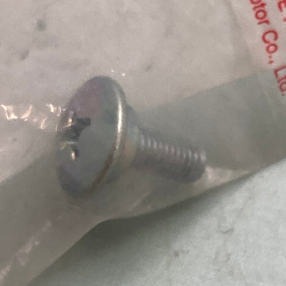 QTY 4 Honda 90106-MBA-610 SCREW New Genuine