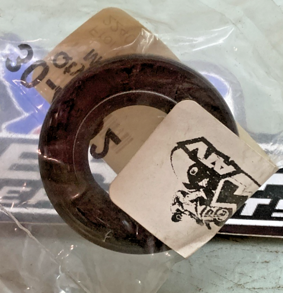 Qty 2 New Genuine J&M ATV FS103 Front Seal