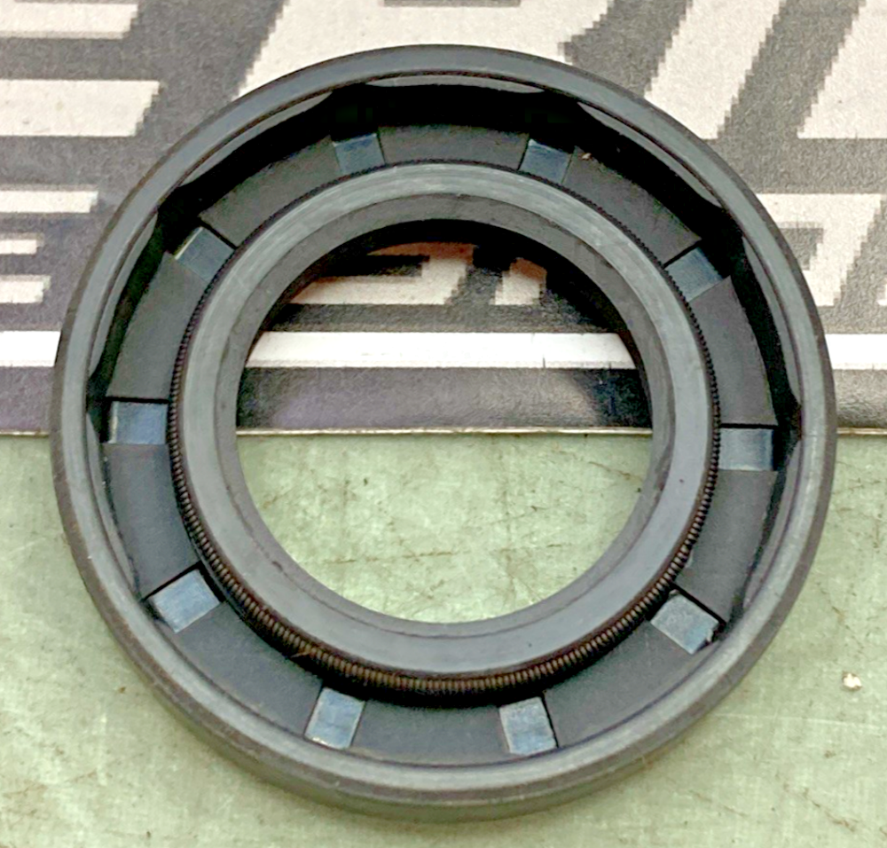 New Replaces N2 609-1235 Oil Seal