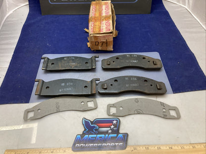New Genuine Wagner D34 Brake Pads