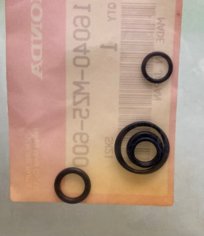 Honda 16040-MZ5-600 Gasket B Set  New Genuine
