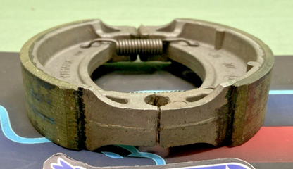 Genuine Yamaha 4BE-W253E-00 BRAKE SHOE KIT