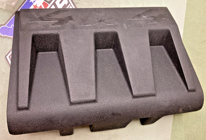 New Genuine Yamaha 5UG-F3123-00 Cover, Under