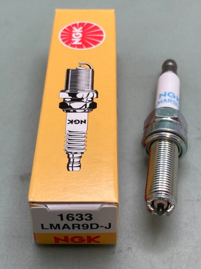 QTY 10 NGK LMAR9D-J Spark Plug 1633 New Genuine