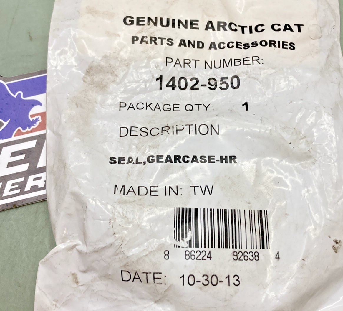 New Genuine Arctic Cat 1402-950 Gearcase Seal