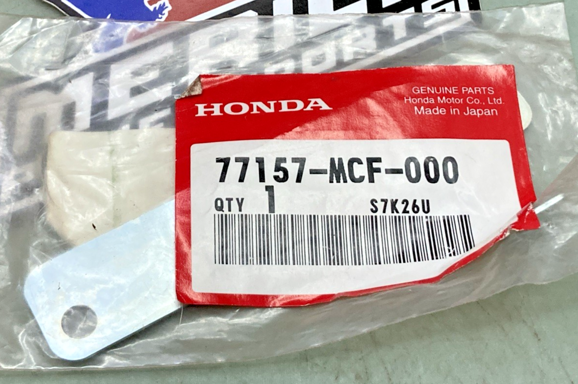 New Genuine Honda 77157-MCF-000 Guard
