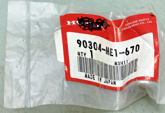 New Genuine Honda 90304-ME1-670 Nut, Cap