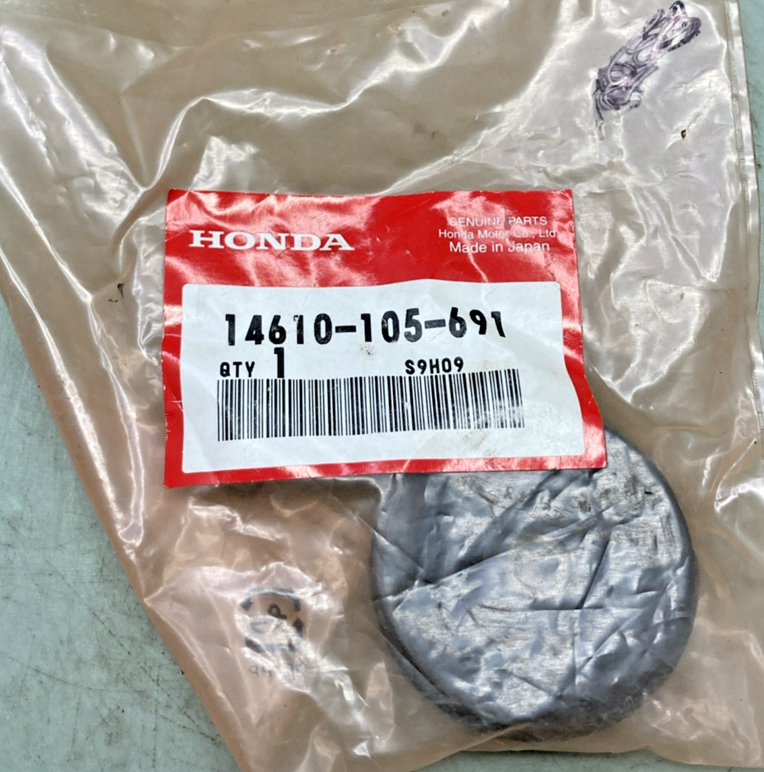 New Genuine Honda 14610-105-691 Roller