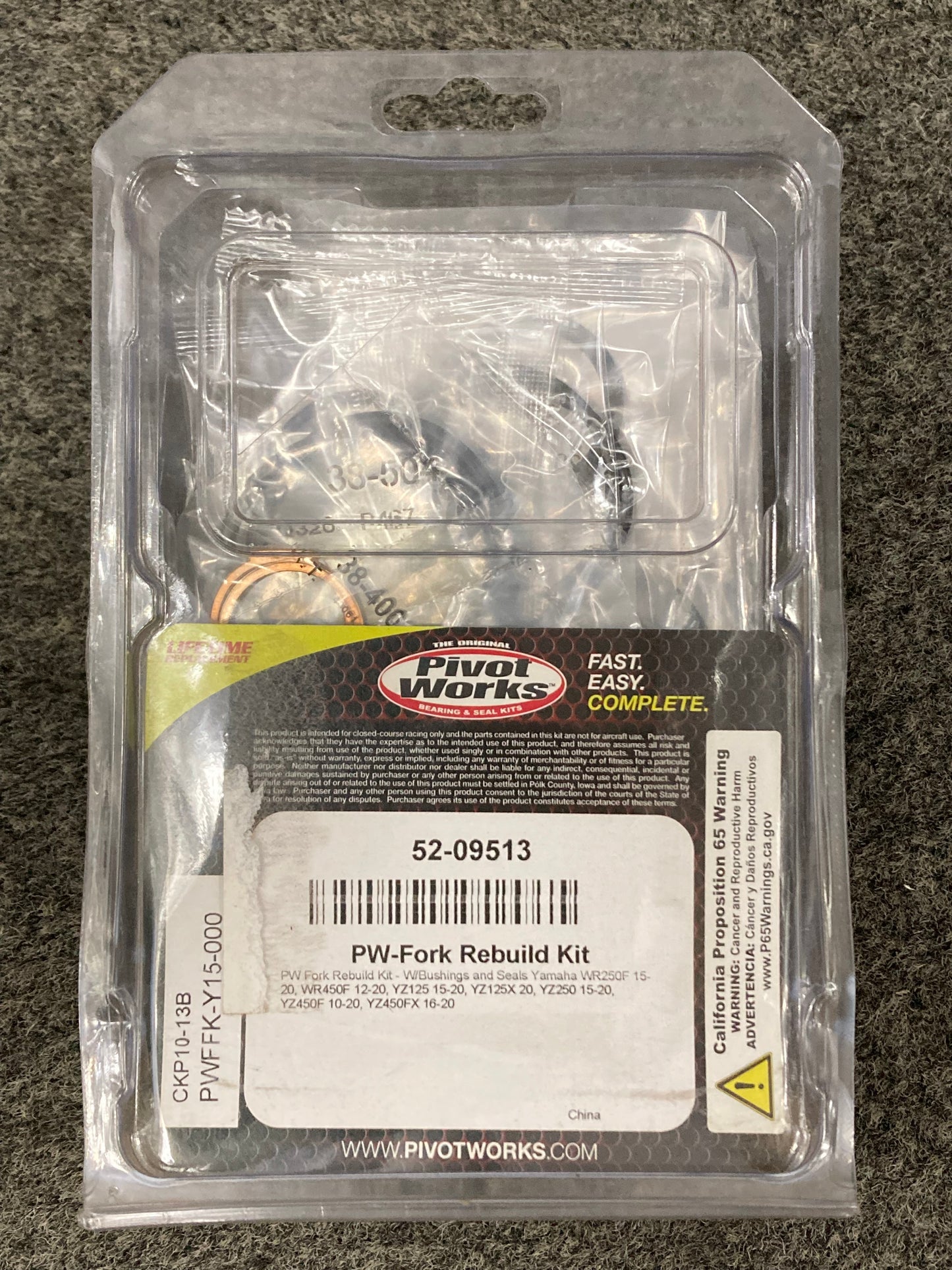 New Genuine Pivot Works 52-09513 Fork Rebuild Kit PWFFK-Y15-000