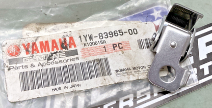 New Genuine Yamaha 1YW-83965-00 Lever Lock