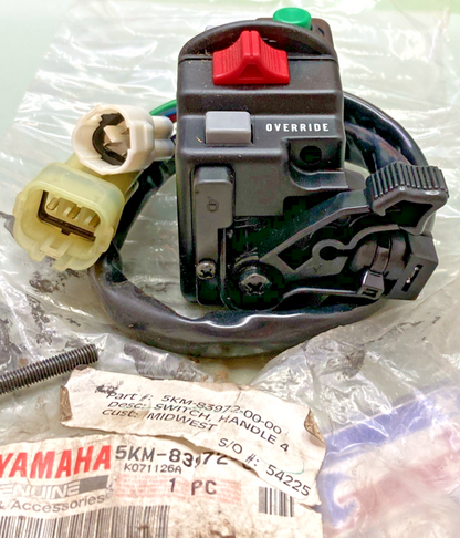 New Genuine Yamaha 5KM-83972-00 Switch, Handle