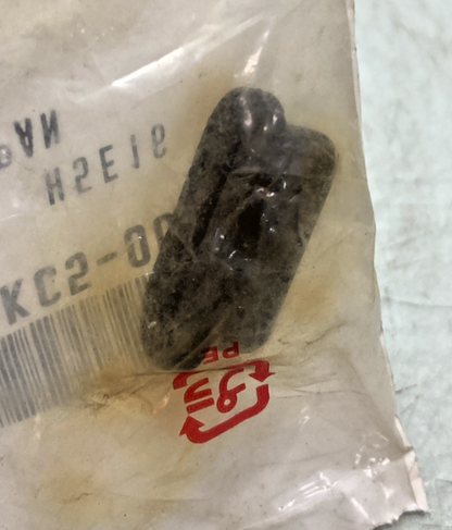 New Genuine Honda 61313-KC5-000 Rubber