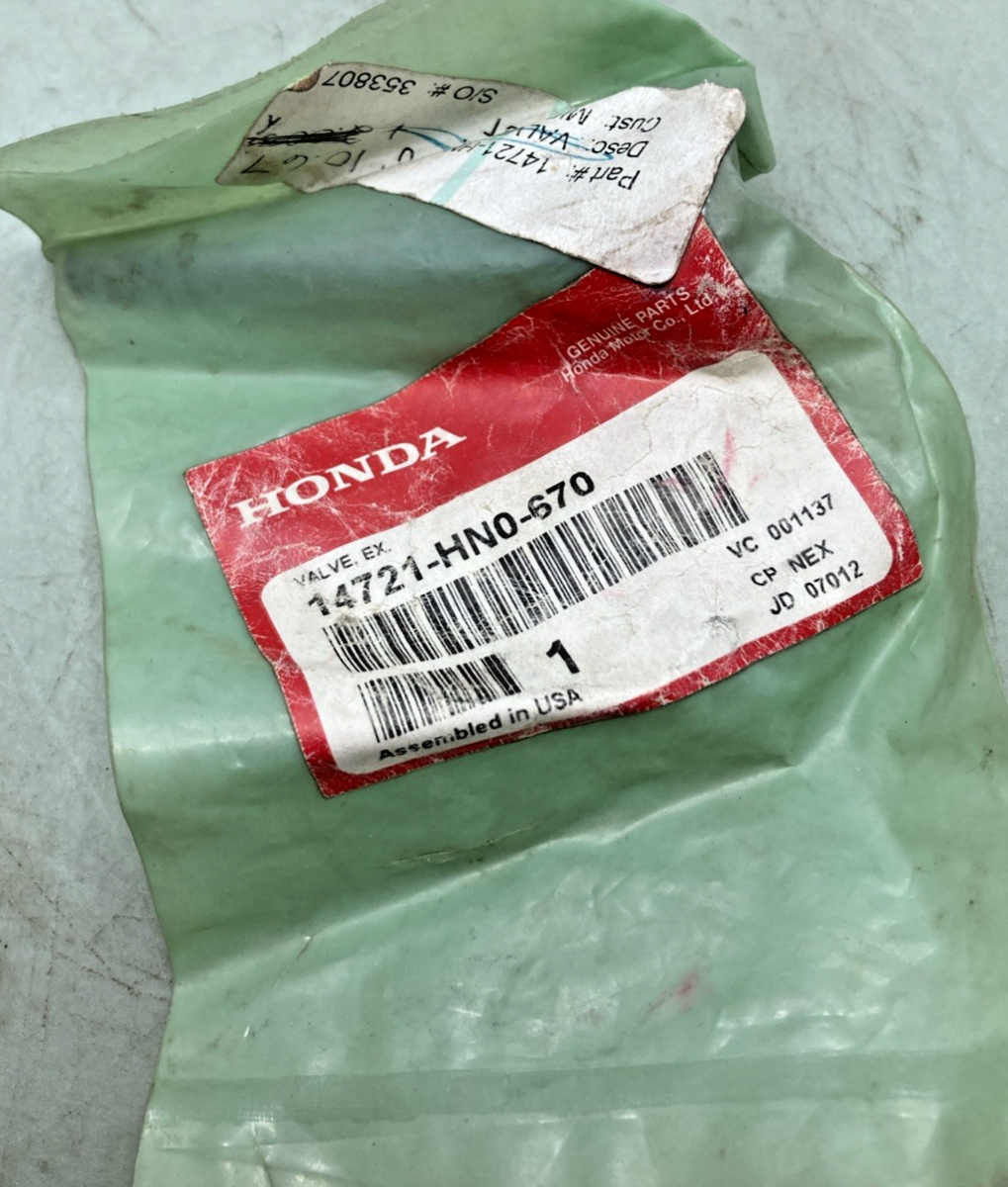 New Genuine Honda 14721-HN0-670 Valve, Ex