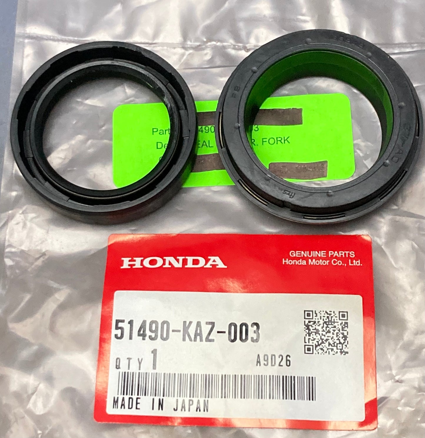 New Genuine Honda 51490-KAZ-003 Oil Seal Set